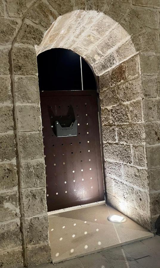 Ferienwohnung Casa Oberdan - Private Parking Monopoli Exterior foto