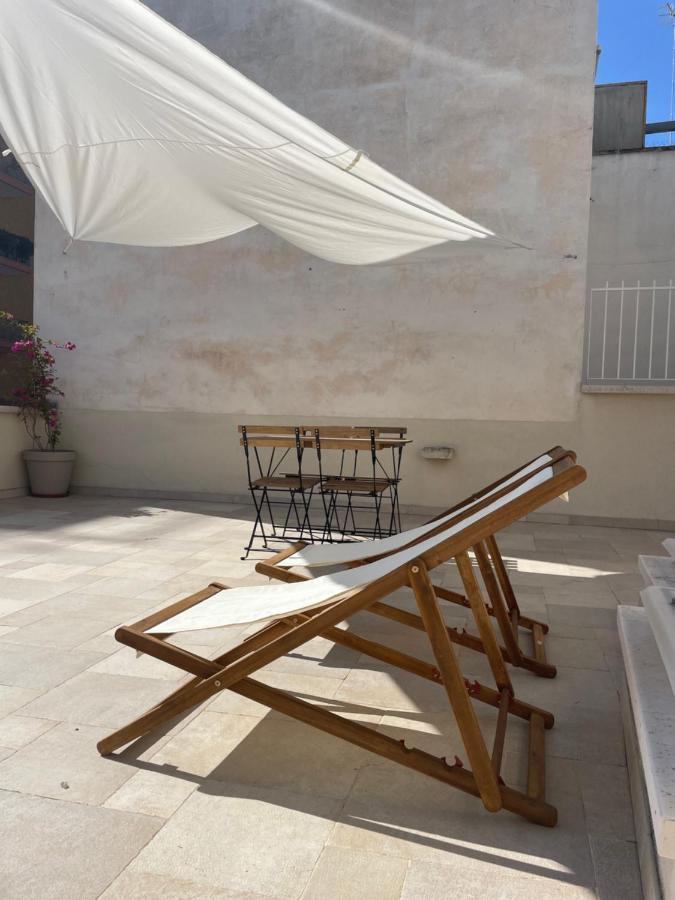 Ferienwohnung Casa Oberdan - Private Parking Monopoli Exterior foto